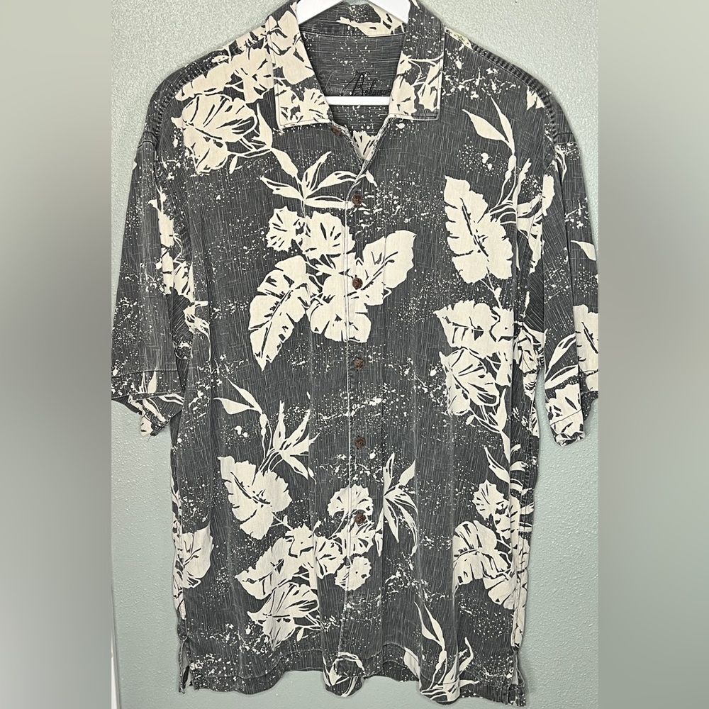 Tommy Bahama Just Coasting Paradise Silk Floral Gray Shirt Size XL